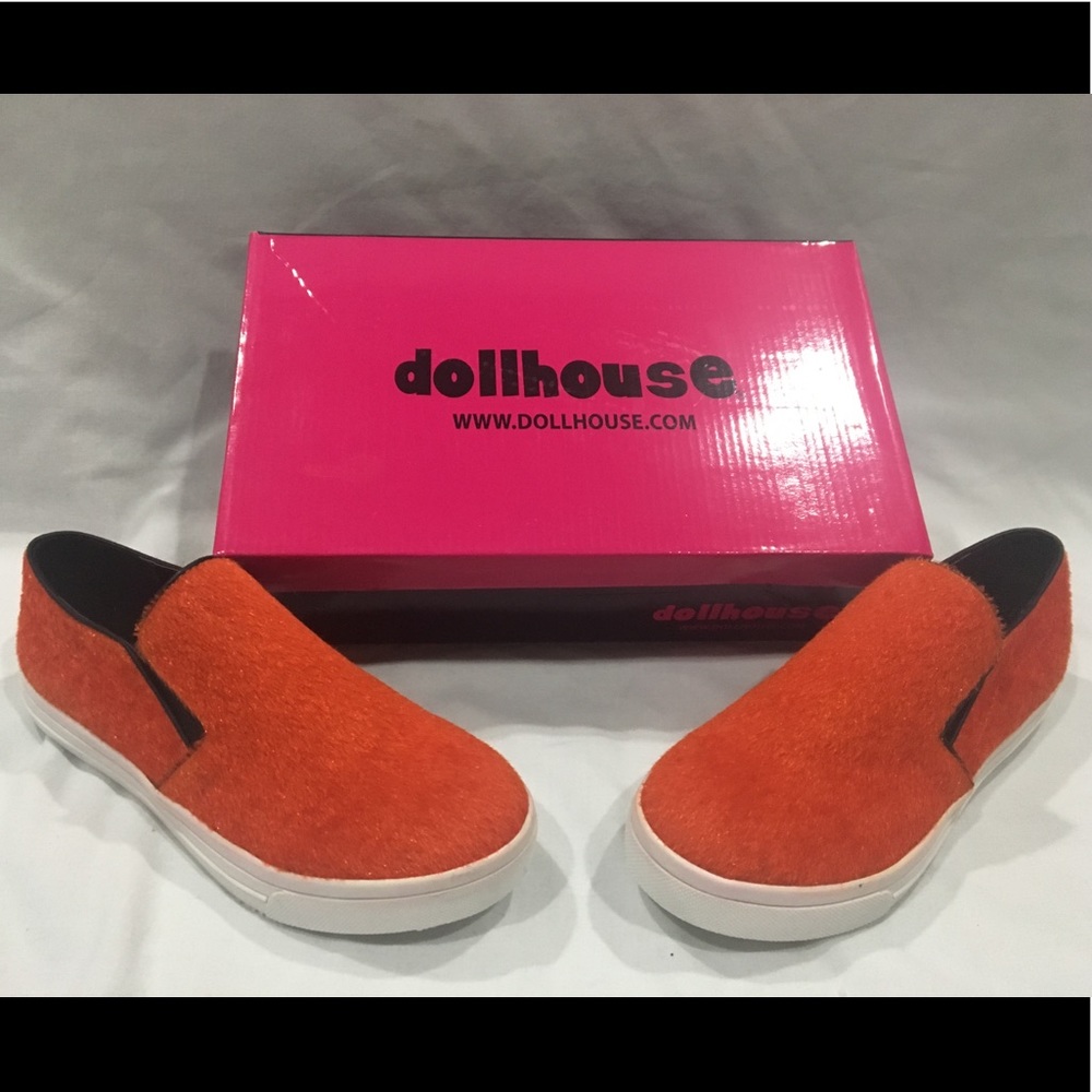 Dollhouse slip on shoe